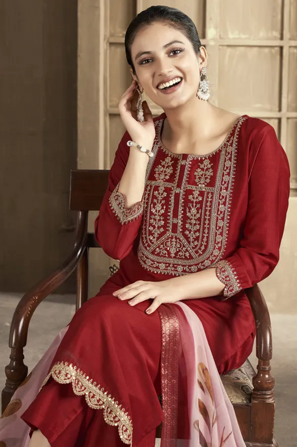 Women's_Chanderi_Embroidered_Straight_Kurta_Pant_With_Dupatta
