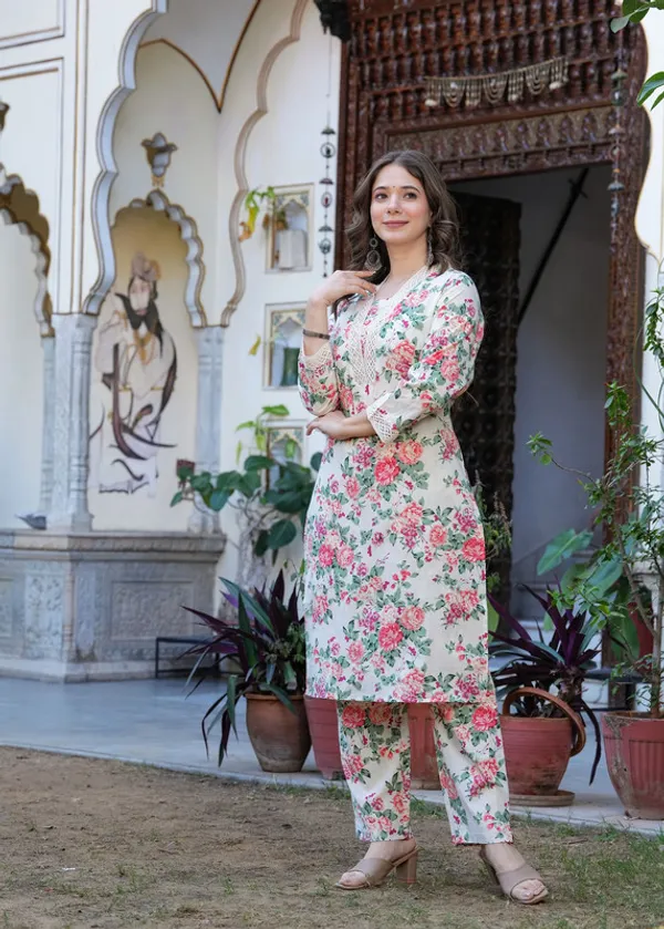 Womens_Cotton_Floral_Print_Straight_Kurta_With_Pant