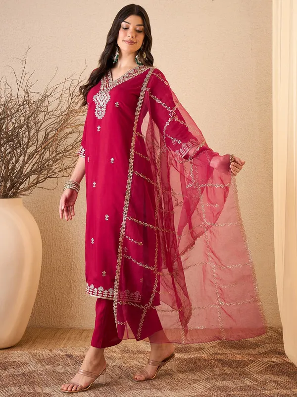 Womens_Silk_Blend_Embroidered_Straight_Kurta_Pant_With_Dupatta