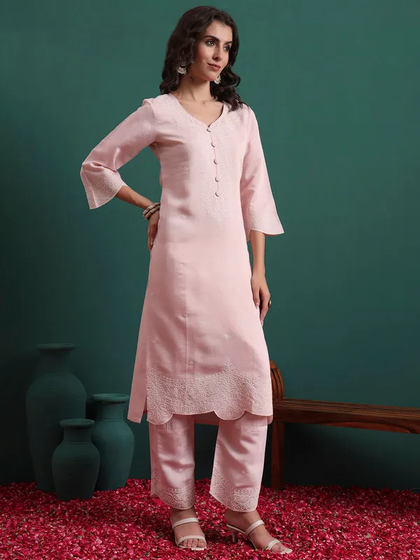 Women's_Silk_Blend_Embroidery_Straight_Kurta_Pant_With_Dupatta