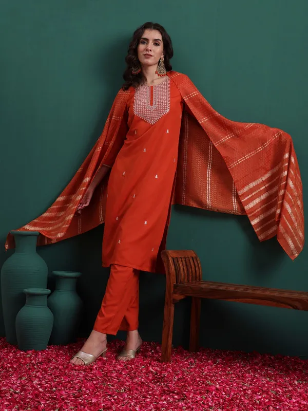 Women's_Viscose_Embroidery_Straight_Kurta_Pant_With_Dupatta