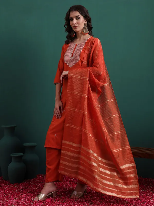 Women's_Viscose_Embroidery_Straight_Kurta_Pant_With_Dupatta