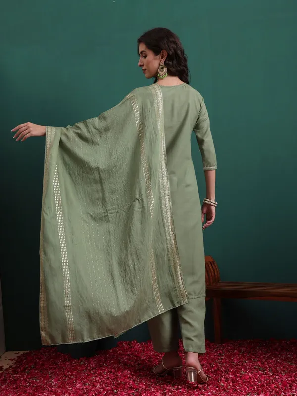 Women's_Viscose_Embroidery_Straight_Kurta_Pant_With_Dupatta