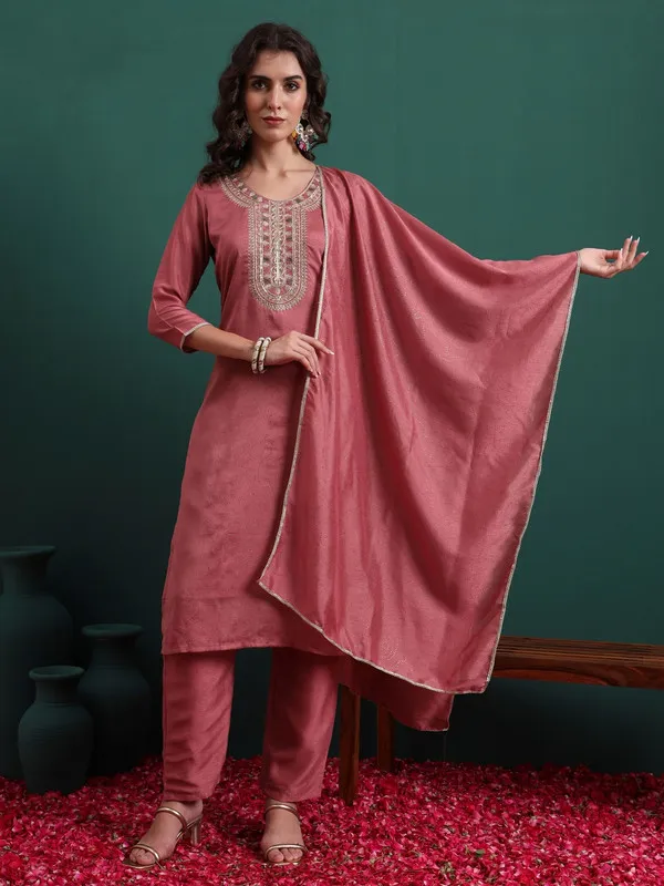 Womens_Silk_Blend_Embroidery_Straight_Kurta_Pant_With_Dupatta