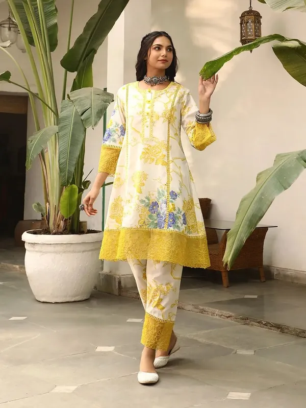 Womens_Viscose_Printed_Straight_Kurta_Pant_With_Dupatta