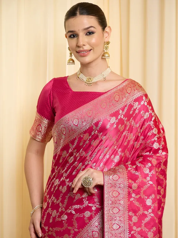 Pink_Satin_Brocade_Saree_For_Women
