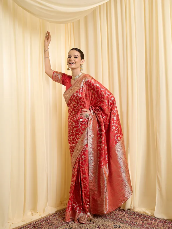 Red_Satin_Woven_Floral_Motif_Saree_For_Women