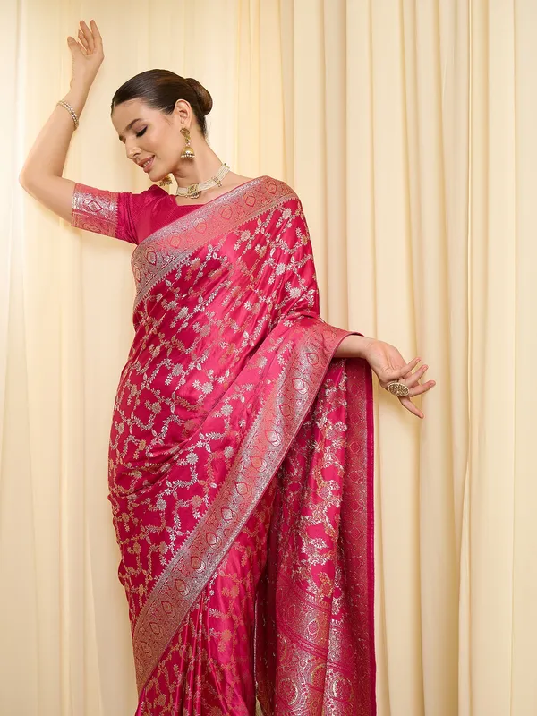 Pink_Satin_Brocade_Saree_For_Women