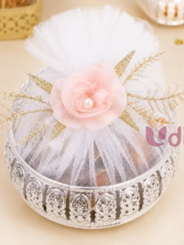 Pichwai_German_Silver_Bowl_Housewarming_Return_Gift_Hamper