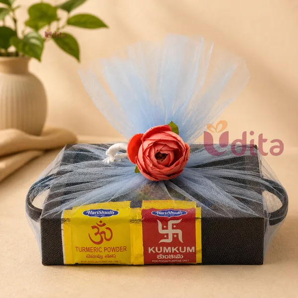 Pichwai_Wooden_Tray_Bangles_Haldi_Kumkum_Return_Gift_Hamper