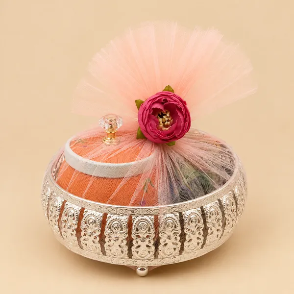 Pichwai_German_Silver_Brocade_Housewarming_Return_Gift_Combo