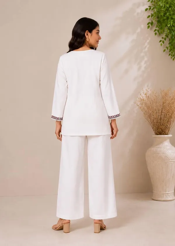 White_Embroidered_Straight_Kurta_For_Women