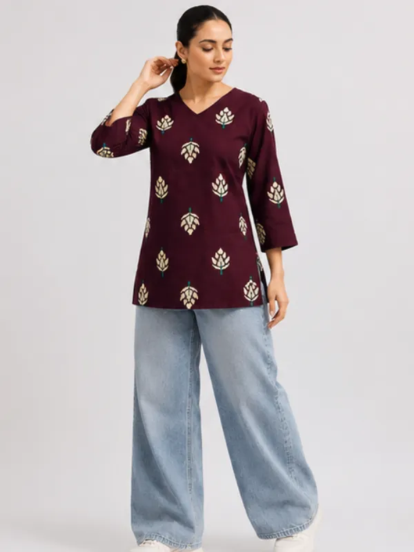 Maroon_Printed_Relaxed_Fit_Top_for_Women