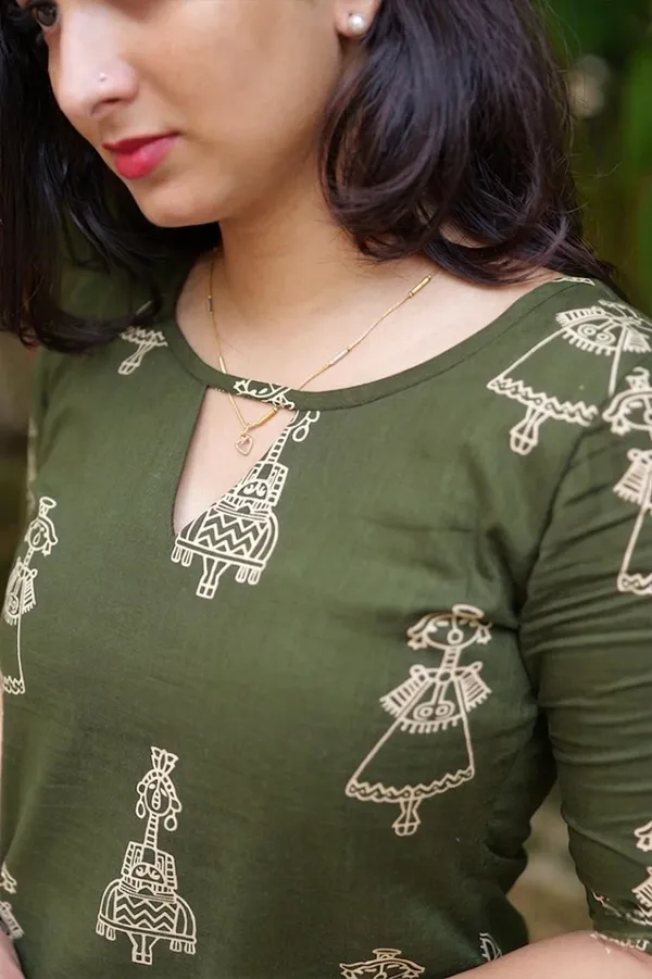 Green_Printed_Straight_Kurta_Set_for_Women
