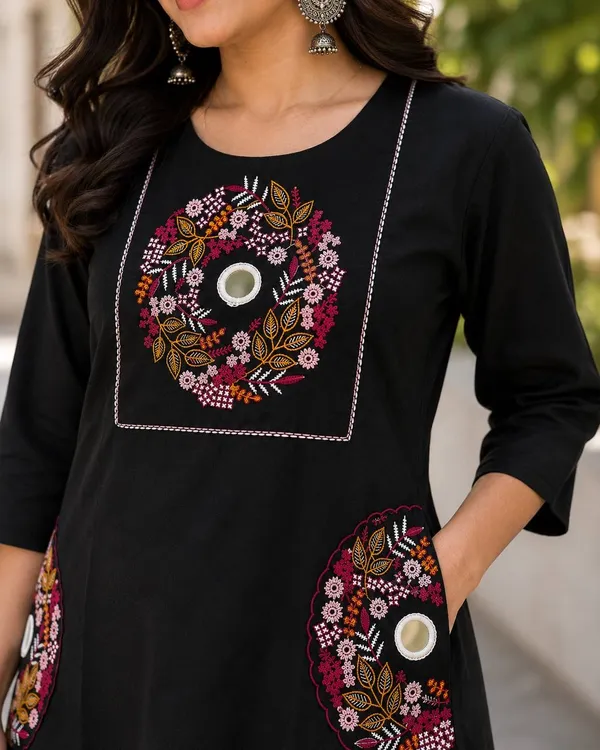 Black_Embroidered_Straight_Kurta_for_Women