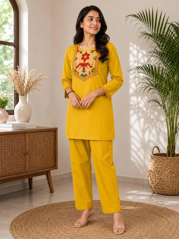 Yellow_Embroidered_Straight_Kurta_Set_for_Women