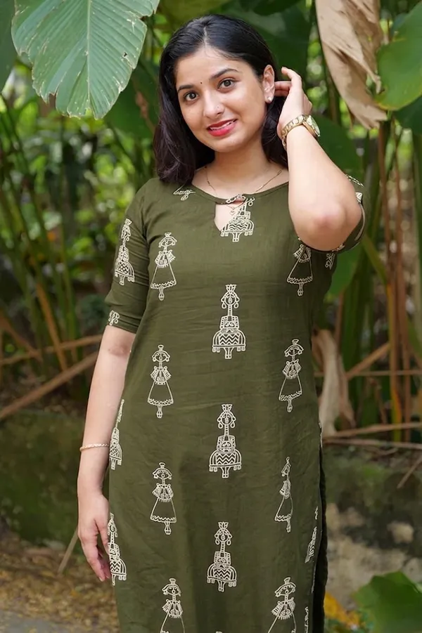Green_Printed_Straight_Kurta_Set_for_Women