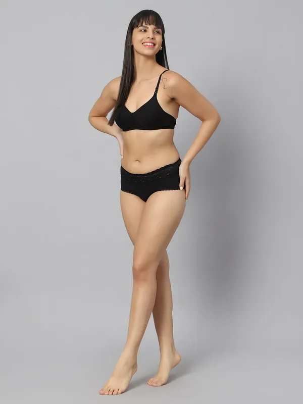 Bluenixie_Bn1805_Padded_T_Shirt_Bra_Black