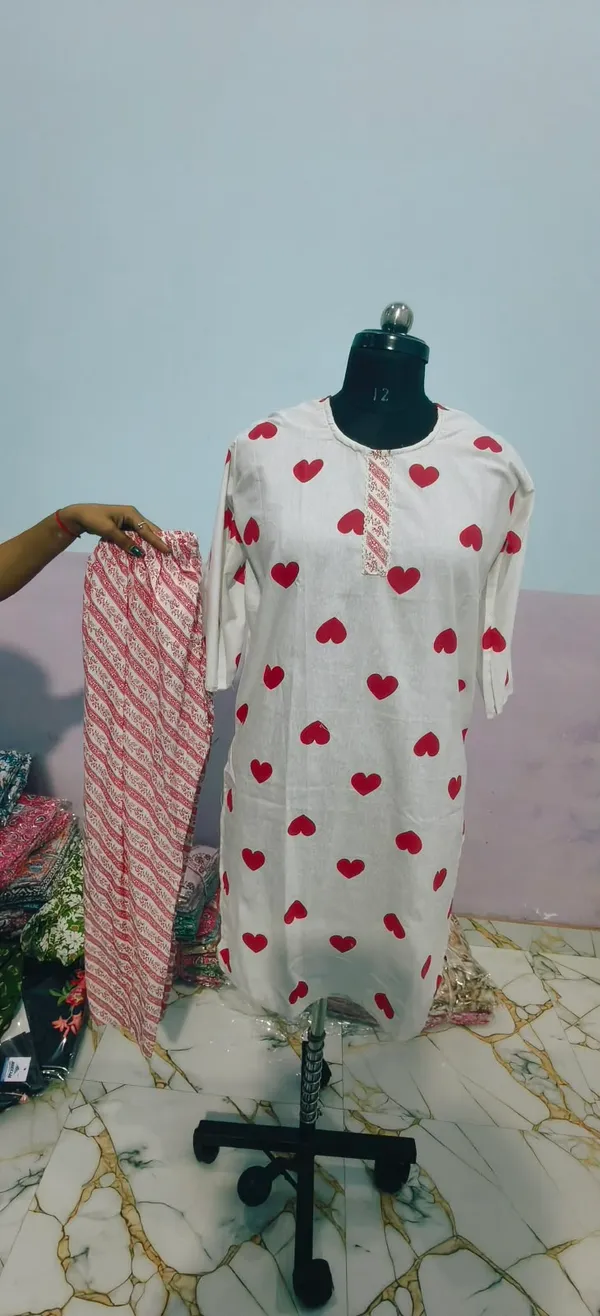 White_Heart_Print_Straight_Kurta_Set_For_Women