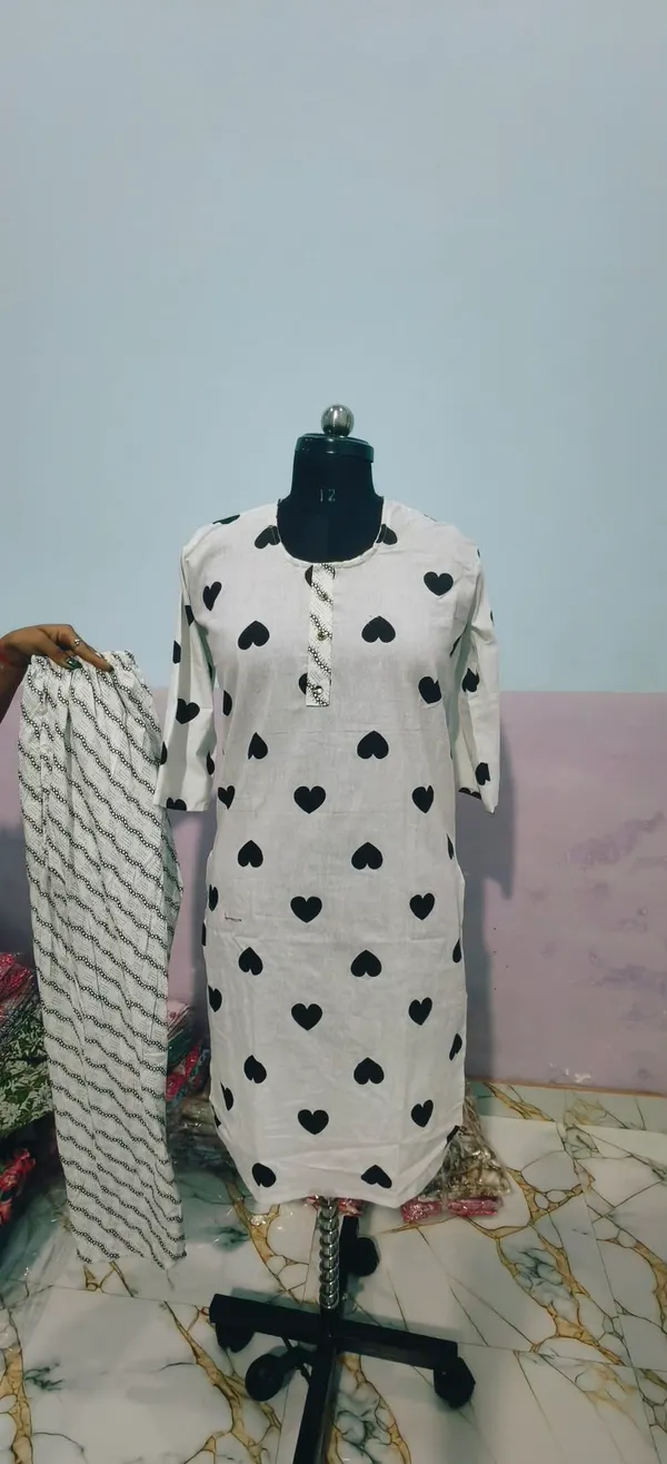 White_Heart_Print_Straight_Kurta_For_Women