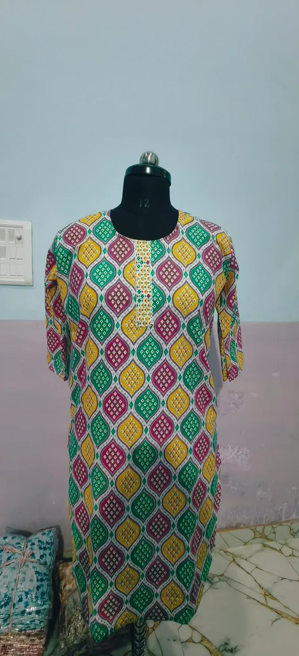 Multicolor_Printed_Straight_Kurta_Set_for_Women
