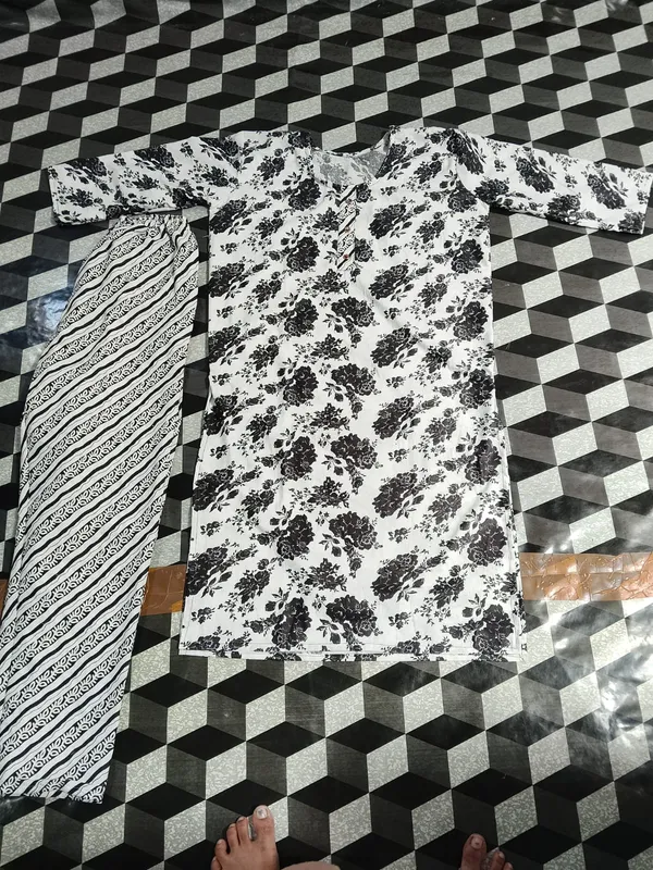 Black_White_Printed_Kurta_Set_for_Women
