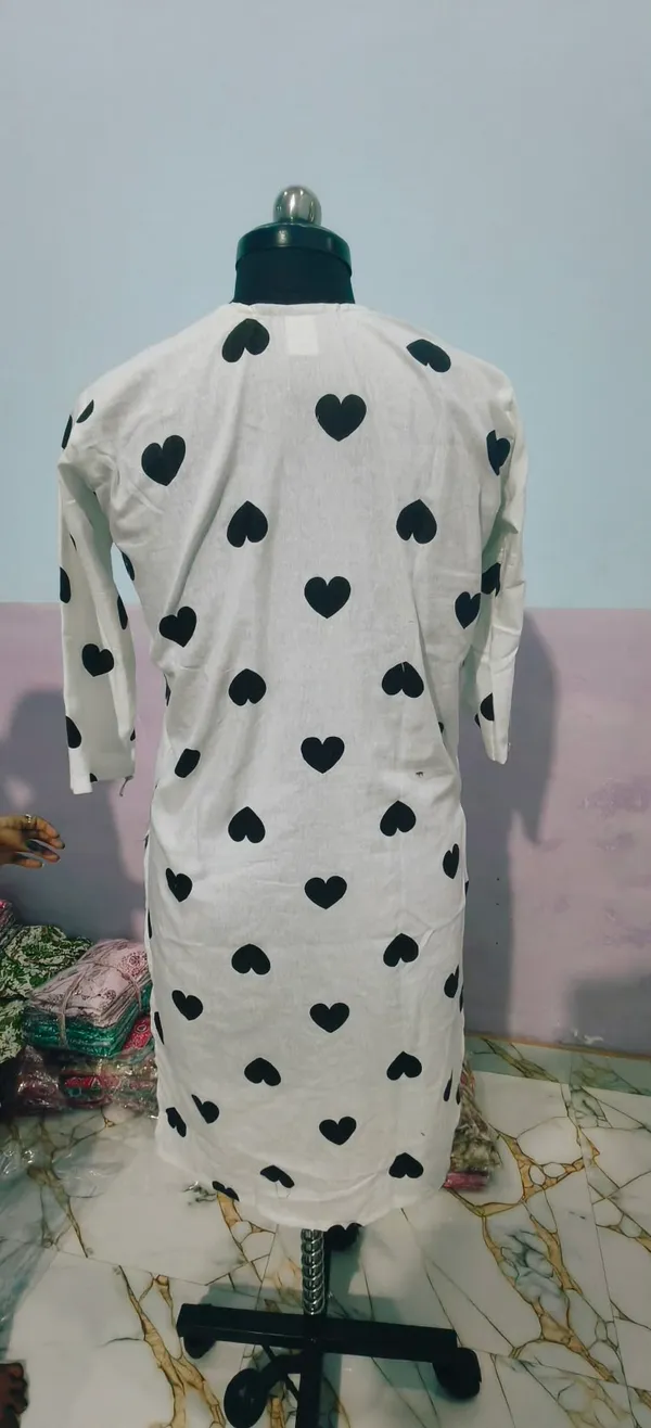 White_Heart_Print_Straight_Kurta_For_Women