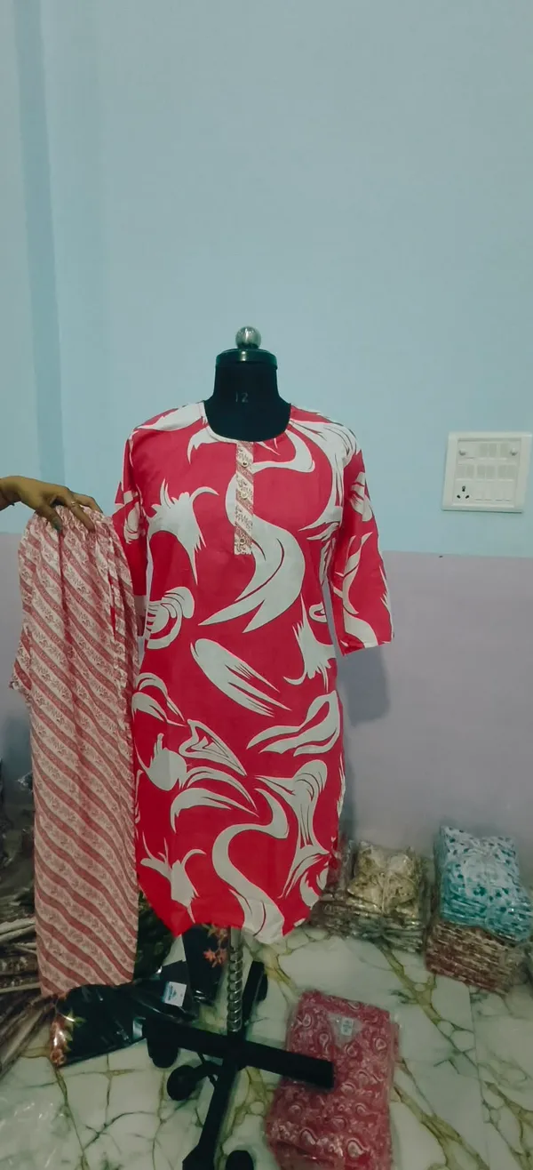 Red_Printed_Straight_Kurta_Set_for_Women