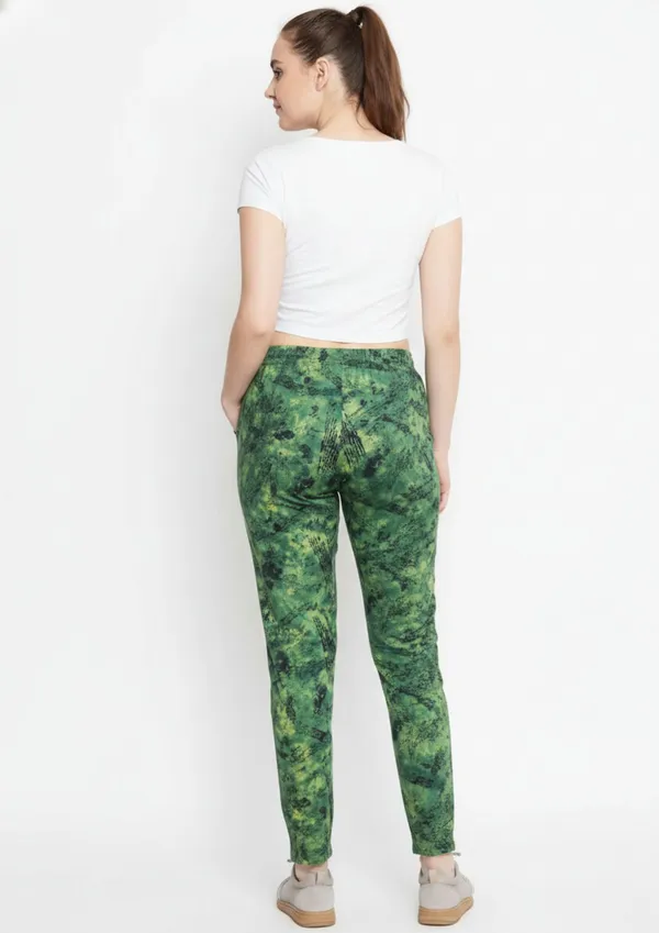 Green_Cotton_Slim_Fit_Printed_Leggings_For_Women