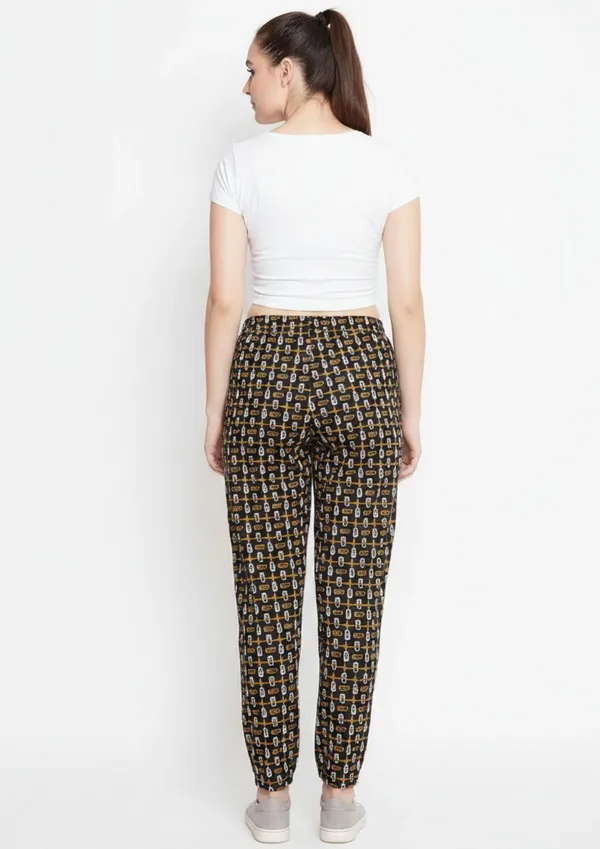 Black_Cotton_Tapered_Printed_Jogger_Pants_For_Women