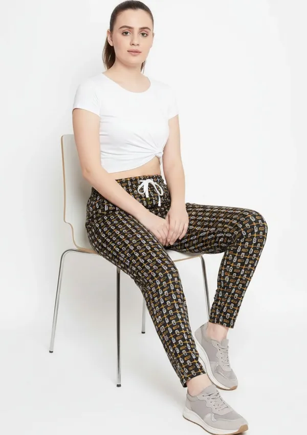 Black_Cotton_Tapered_Printed_Jogger_Pants_For_Women