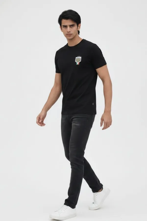 Black_Cotton_Regular_Fit_Knit_T-Shirt_For_Men