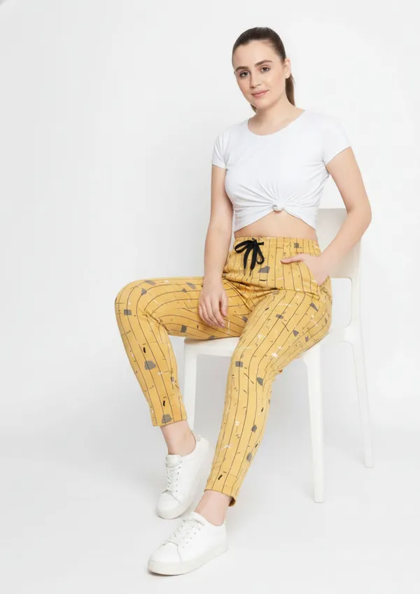 Mustard_Cotton_Tapered_Printed_Joggers_For_Women