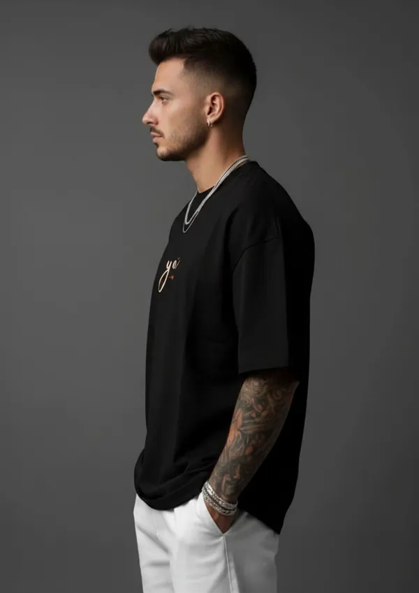 Black_Cotton_Oversized_Fit_Graphic_T-Shirt_For_Men