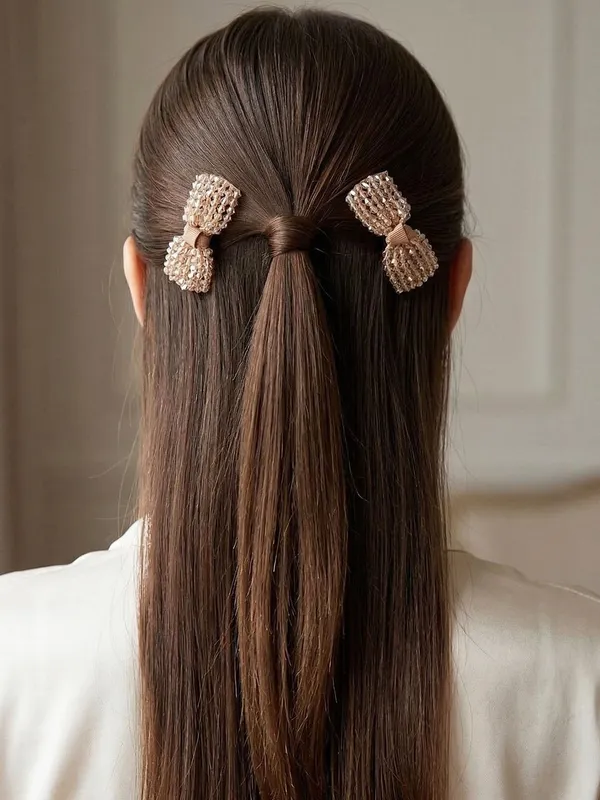 Women_Embellished_Tic_Tac_Hair_Clip