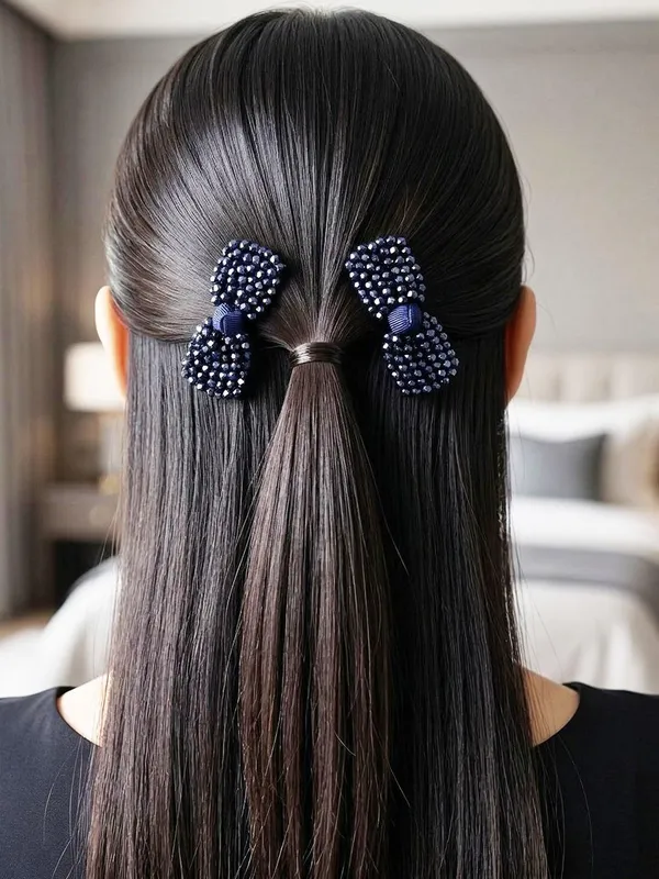 Women_Embellished_Tic_Tac_Hair_Clip