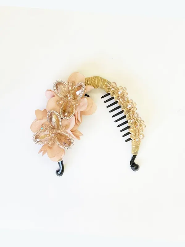 Women_Embellished_Banana_Clip