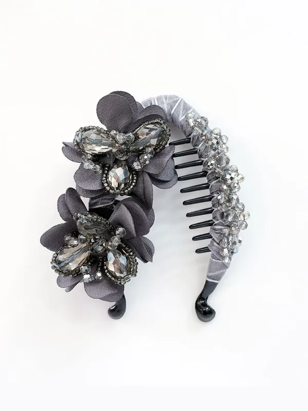 Women_Embellished_Banana_Clip