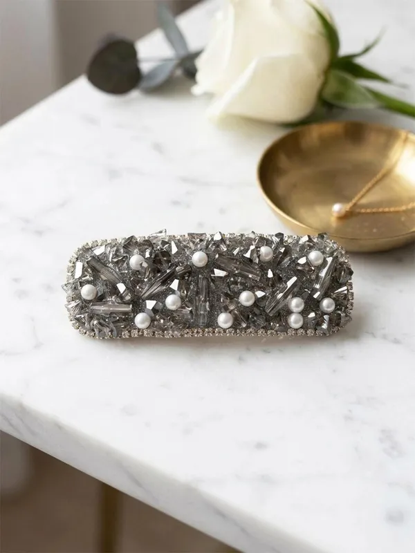 Women_Embellished_French_Barrette