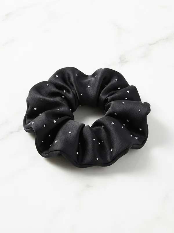 Satin_Scrunchies_For_Women_(Pack_of_3)