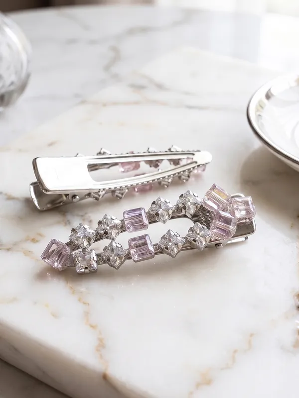 Studded_Alligator_Clips_For_Women_(Pack_of_2_)