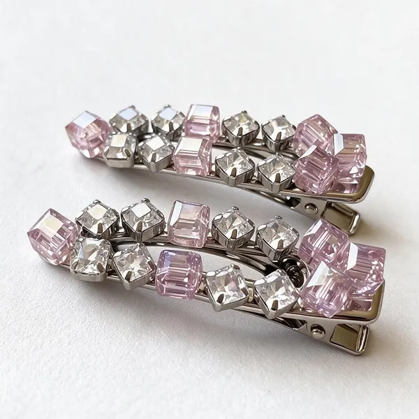 Silver_&_Pink_Metal_Alligator_Clips_For_Women_(Pack_of_2_)
