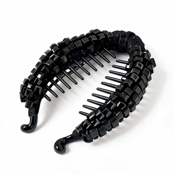 Black_Plastic_&_Metal_Banana_Clip_For_Women