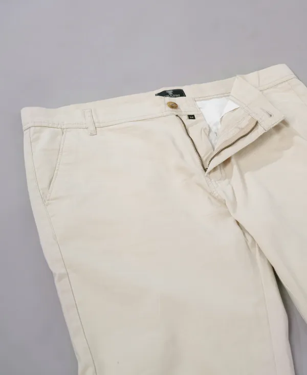 Ivaan_Men_Slim_Fit_Cotton_Chino_Trousers