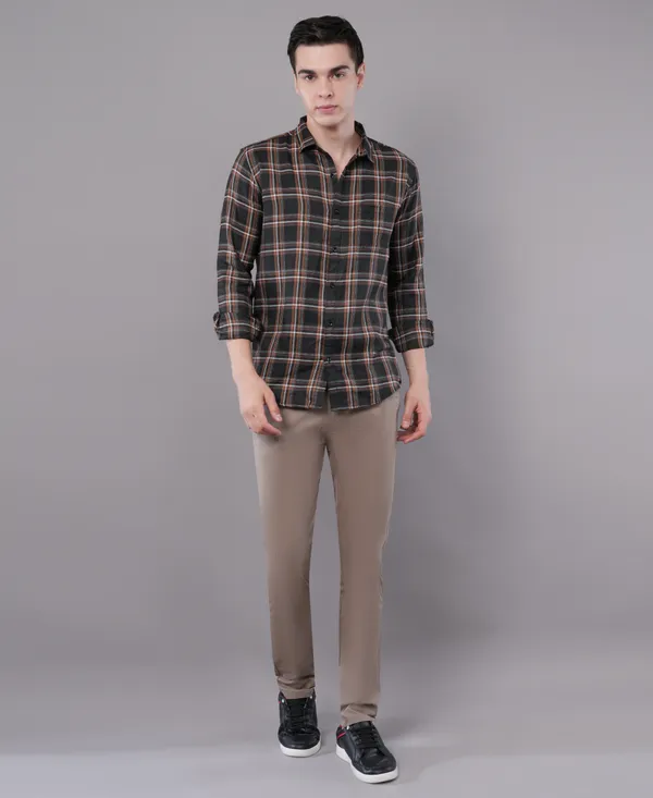 Ivaan_Men_Slim_Fit_Cotton_Chino_Trousers