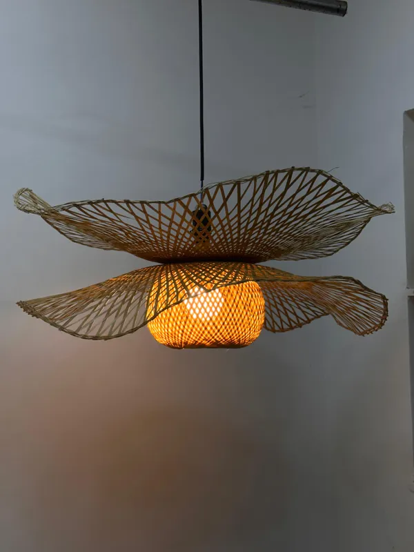 Woven_Natural_Fibre_Decorative_Pendant_Light