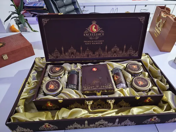 ExcellenceNuts_Premium_Gourmet_Dry_Fruit_Gift_Hamper_with_Luxury_Wooden_Gift_Box_|_Mango_Cashews,_Peri_Peri_Cashews,_Masala_Almonds,_Blueberry_Almonds,_Roasted_Pista_&_Blackcurrant_Raisins_|_1kg