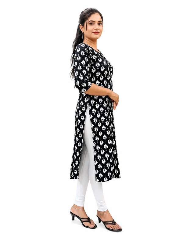 Women_S_Black_Floral_Print_Cotton_Kurti_Black