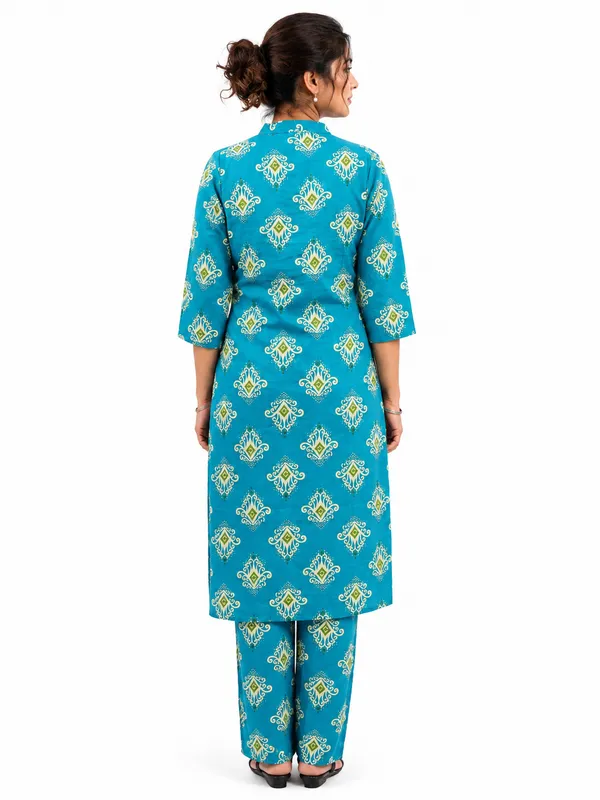 Women_S_Teal_Blue_Printed_Kurta_Pant_Set_With_Mandarin_Collar_3_4_Sleeves