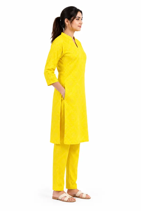 Women_S_Yellow_Printed_Kurta_Pant_Set_With_Mandarin_Collar_3_4_Sleeves